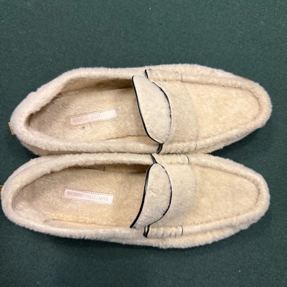 STUART WEITZMAN
Bromley Shearling Fur Loafers size 5.5 - Picture 5 of 16